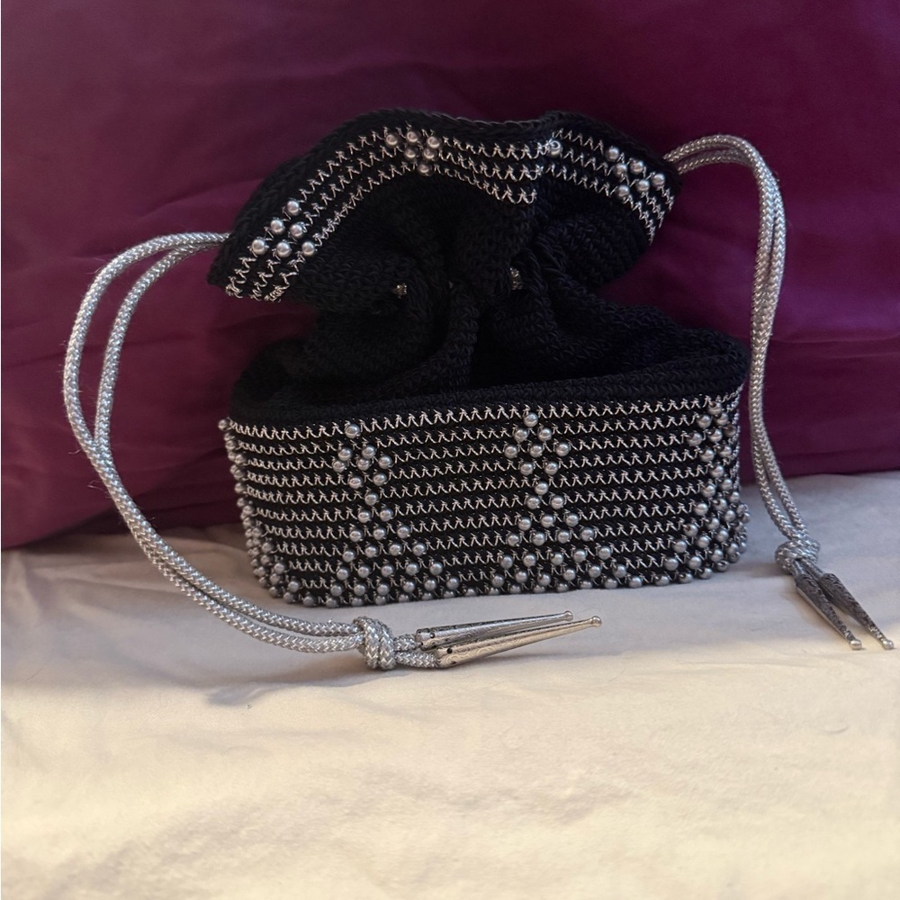 Vintage Crochet Drawstring Bag- Pristine Condition